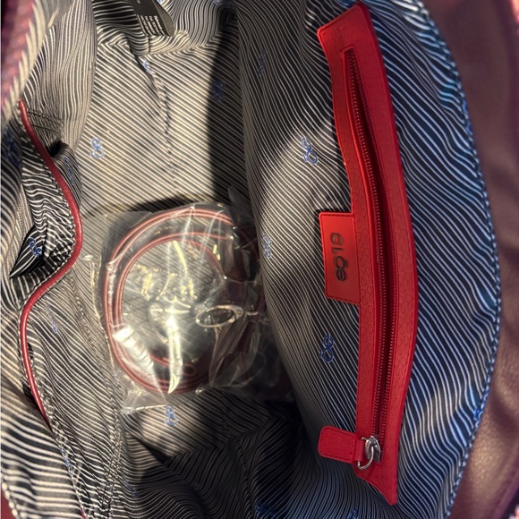 Cloe Burgundy Tote Bag with Scarf and crossbody strap - Picture 7 of 10